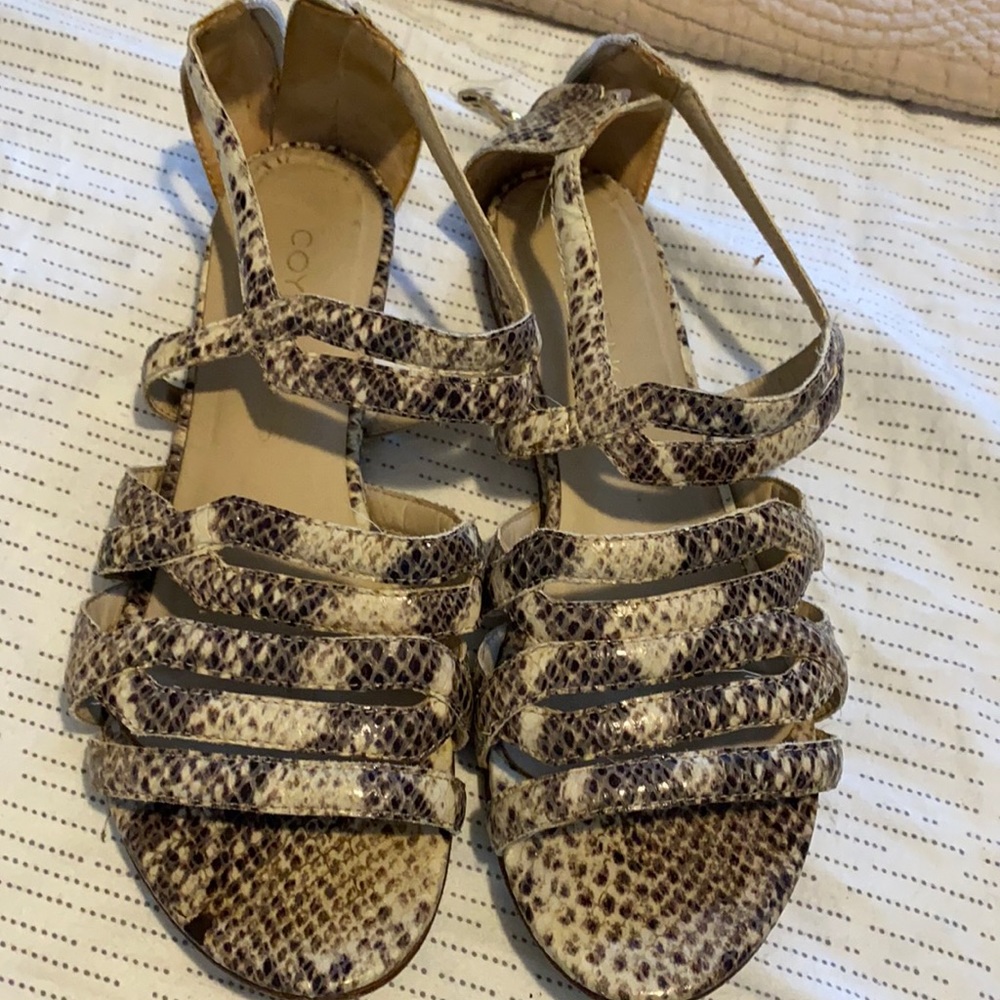 Faux animal print, back zipper closure flat sandals